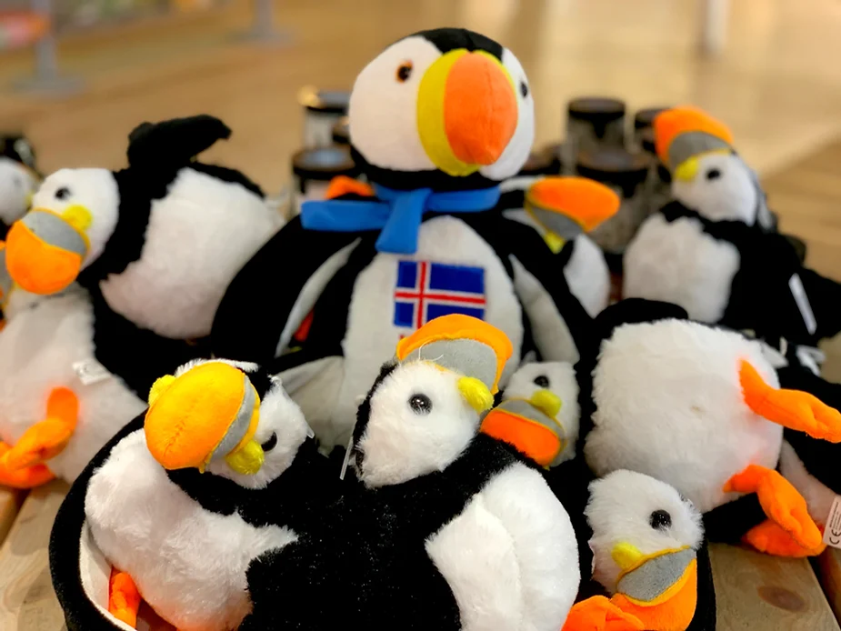 Peluches de Frailecillos islandeses - Gu&iacute;a para irse de compras en Islandia