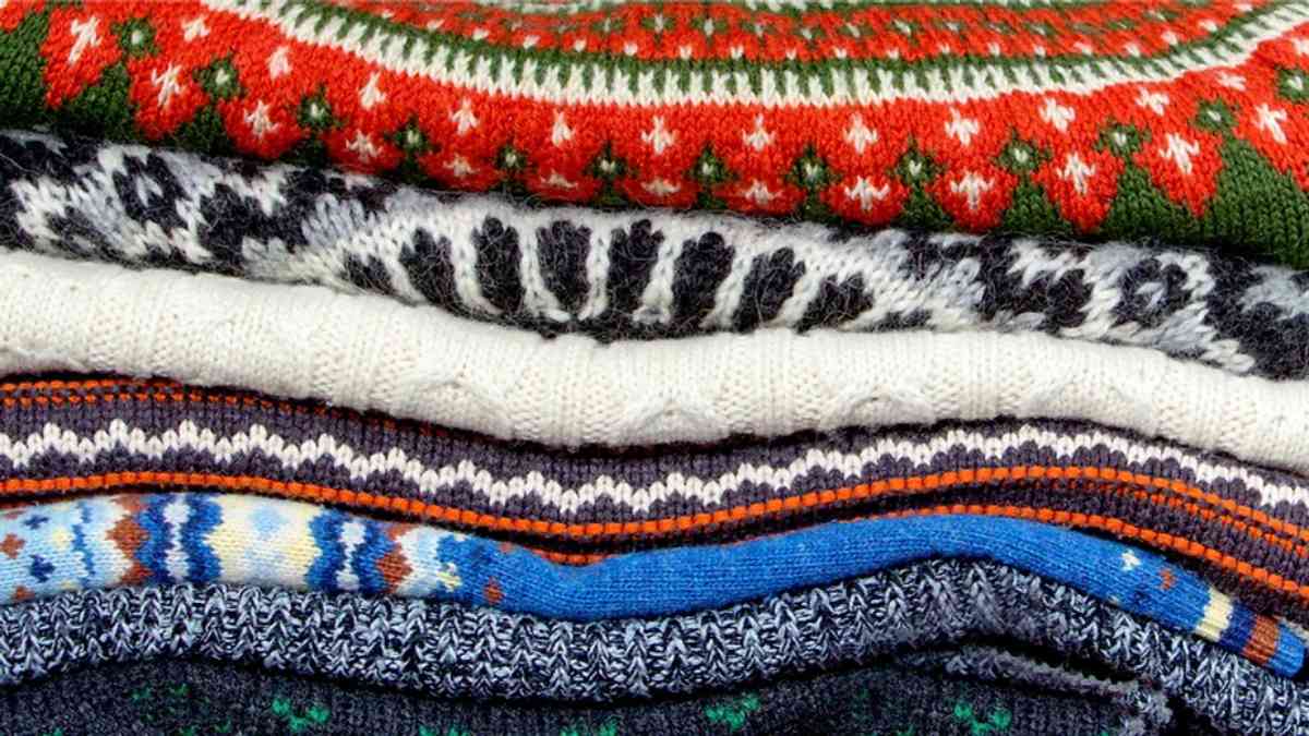 Jersey Lopapeysa en varios colores - Gu&iacute;a para irse de compras en Islandia