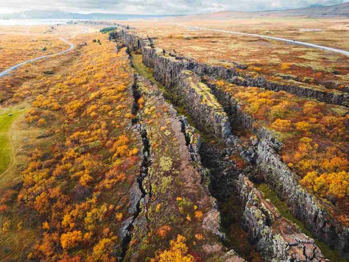 Placas tectonicas en Islandia: Thingvellir desde el aire