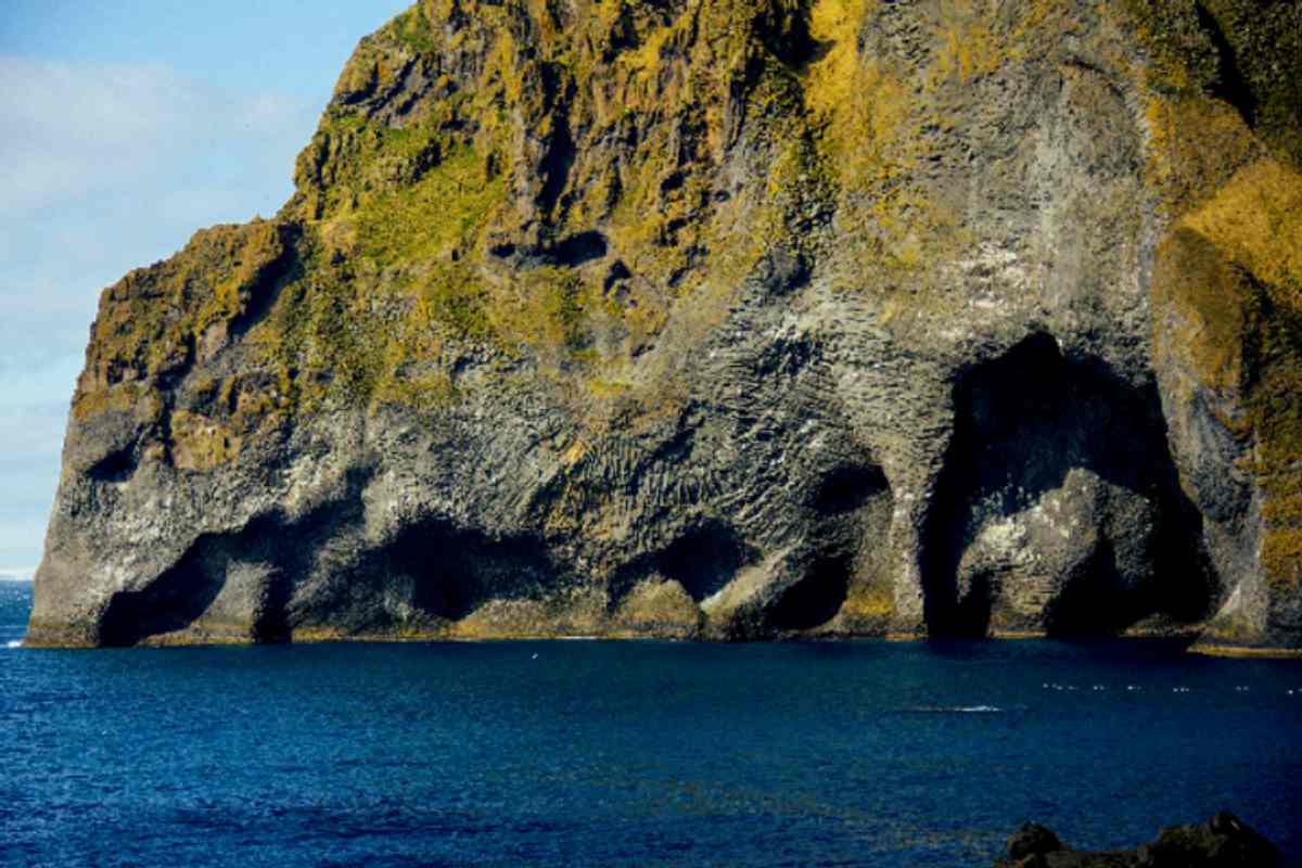 Roca Elefante - La maravilla volcánica de Islandia