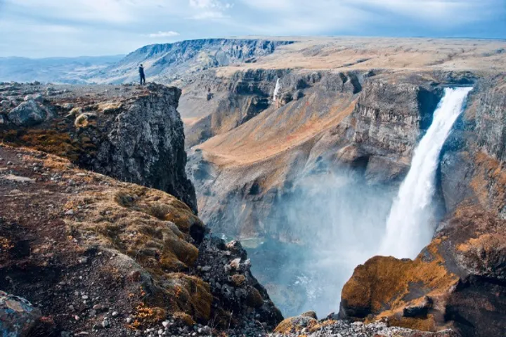 Haifoss - La Hipnotizante Cascada De Las Tierras Altas De Islandia