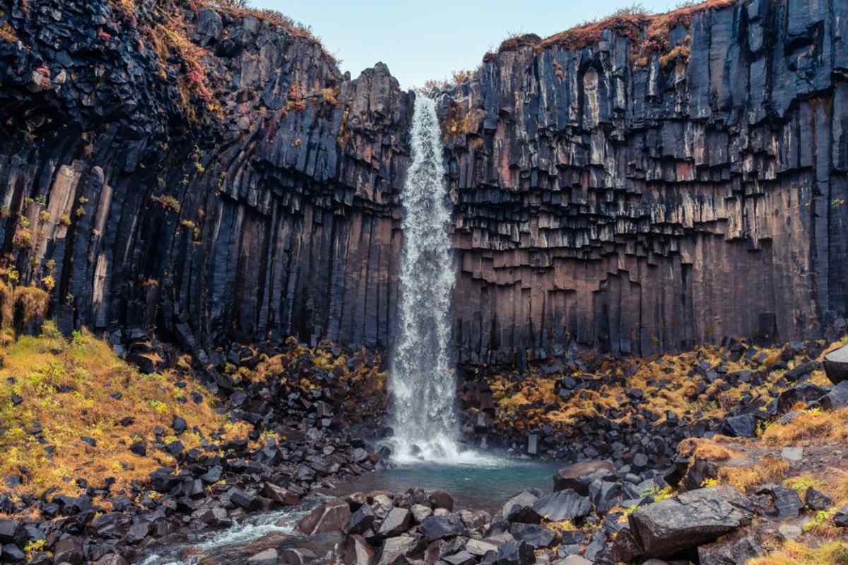 Svartifoss: La Cascada Negra De Islandia